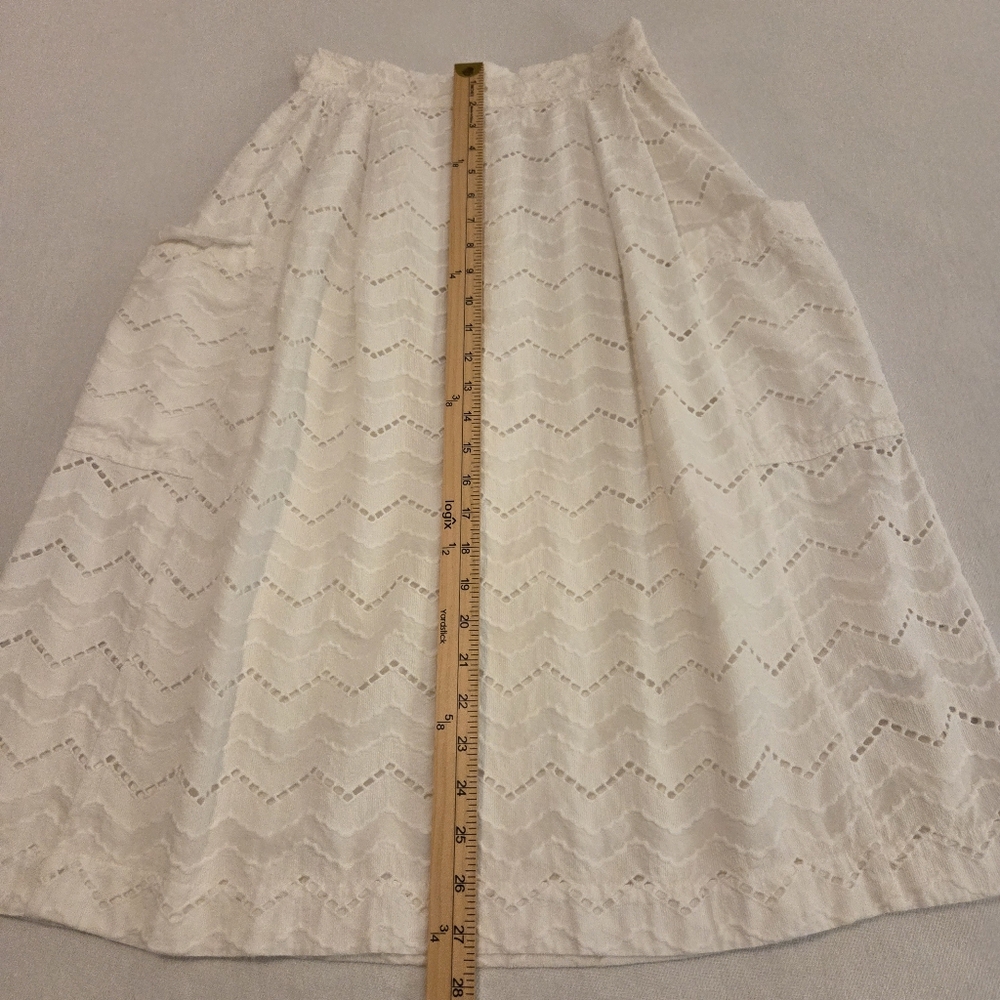 ANTHROPOLOGIE Γ TRACY REESE White Eyelet Chevron Patchβ Pocket Midi Skirt Size 4 - Picture 9 of 13